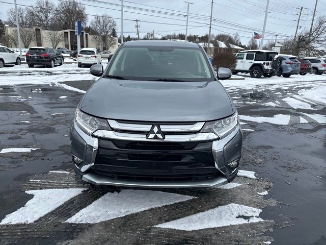 2018 Mitsubishi Outlander SE