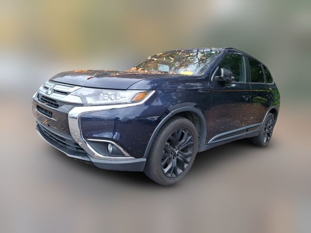 2018 Mitsubishi Outlander LE