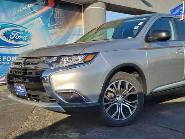 2018 Mitsubishi Outlander ES