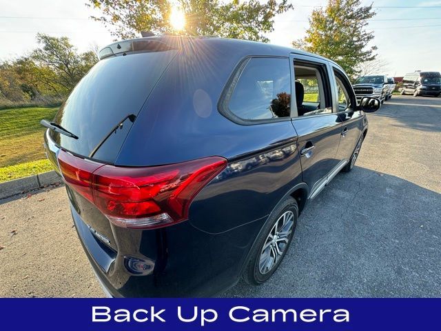 2018 Mitsubishi Outlander ES