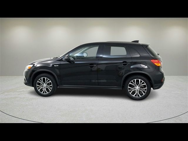 2018 Mitsubishi Outlander ES