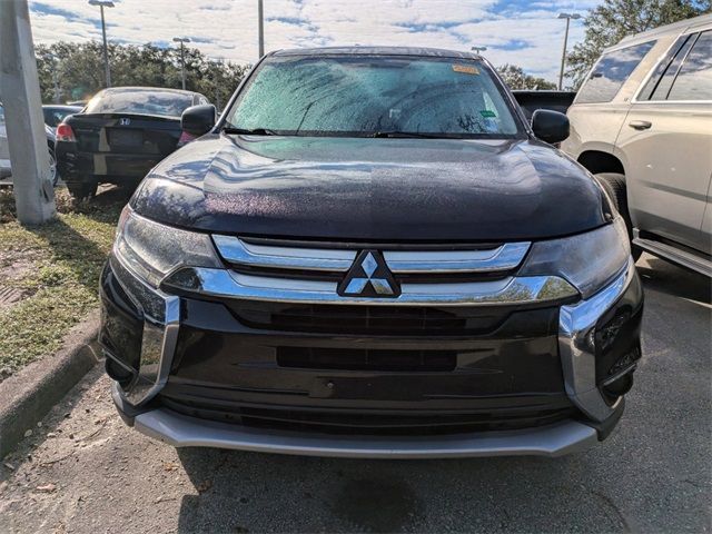 2018 Mitsubishi Outlander ES