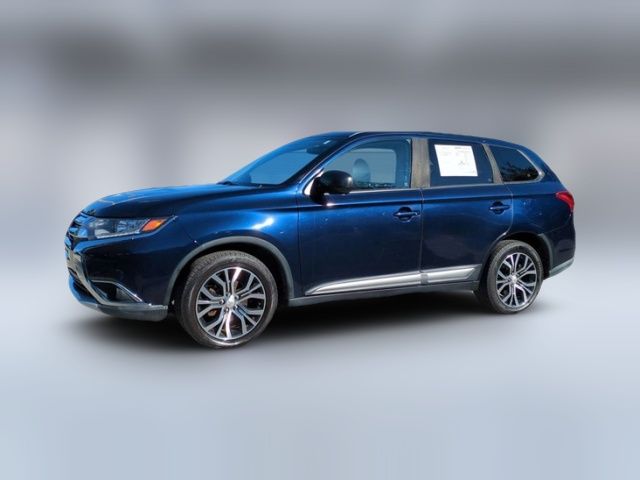 2018 Mitsubishi Outlander ES