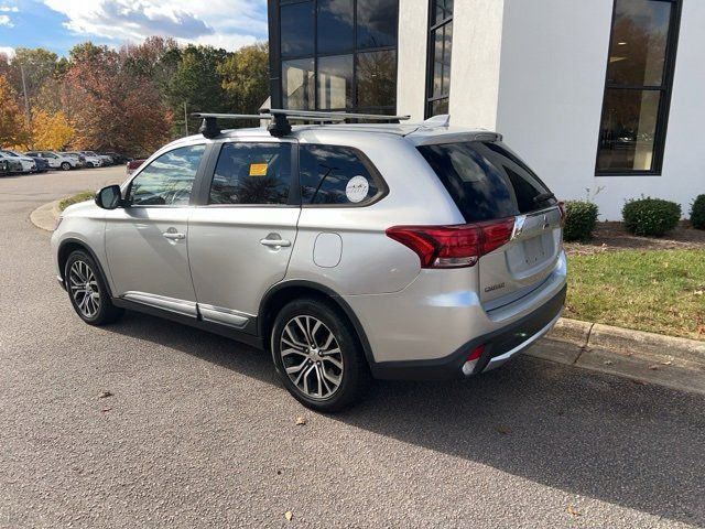 2018 Mitsubishi Outlander ES