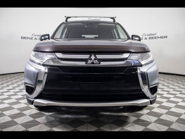 2018 Mitsubishi Outlander ES