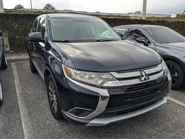 2018 Mitsubishi Outlander ES