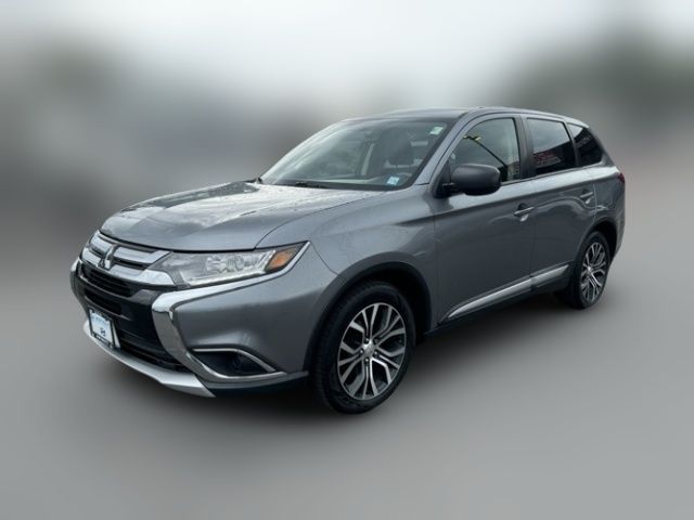 2018 Mitsubishi Outlander ES