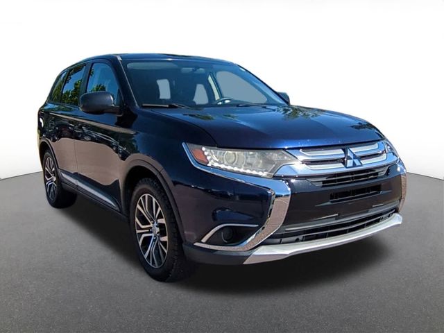 2018 Mitsubishi Outlander ES