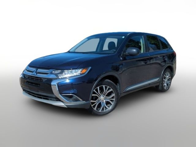 2018 Mitsubishi Outlander ES