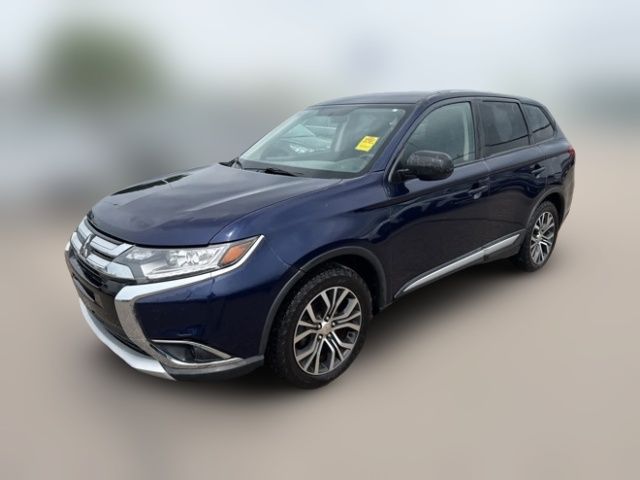 2018 Mitsubishi Outlander ES