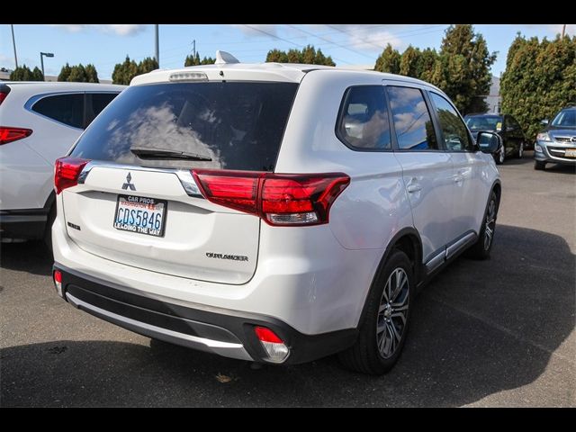 2018 Mitsubishi Outlander ES