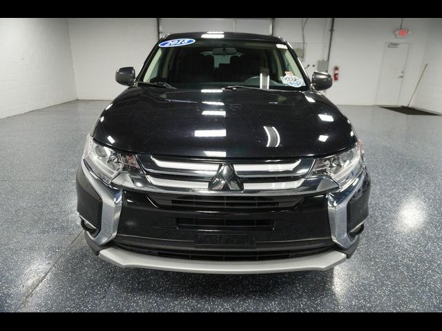 2018 Mitsubishi Outlander ES