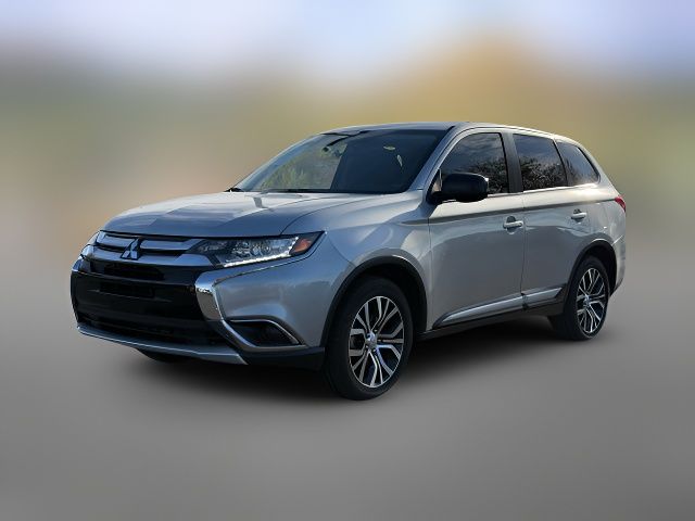 2018 Mitsubishi Outlander ES