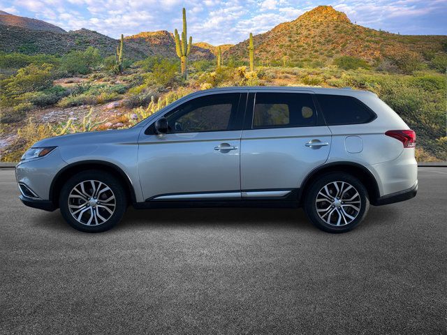 2018 Mitsubishi Outlander ES