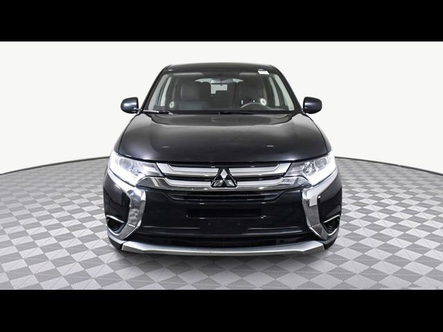 2018 Mitsubishi Outlander ES