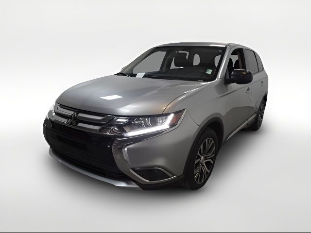 2018 Mitsubishi Outlander ES