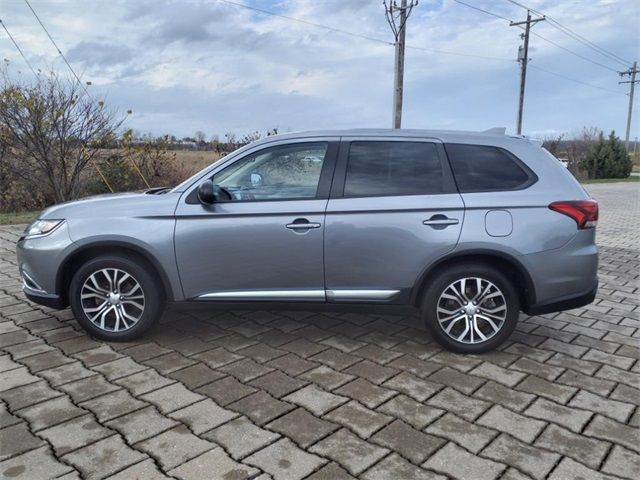 2018 Mitsubishi Outlander ES