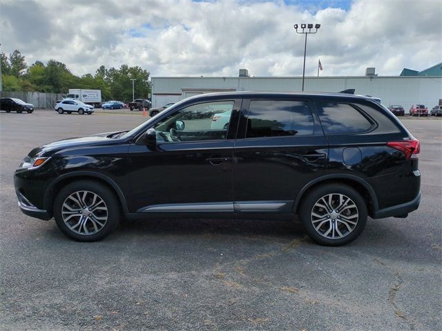 2018 Mitsubishi Outlander ES