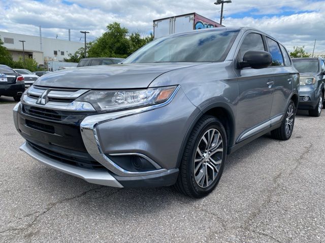2018 Mitsubishi Outlander ES