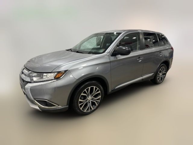 2018 Mitsubishi Outlander ES