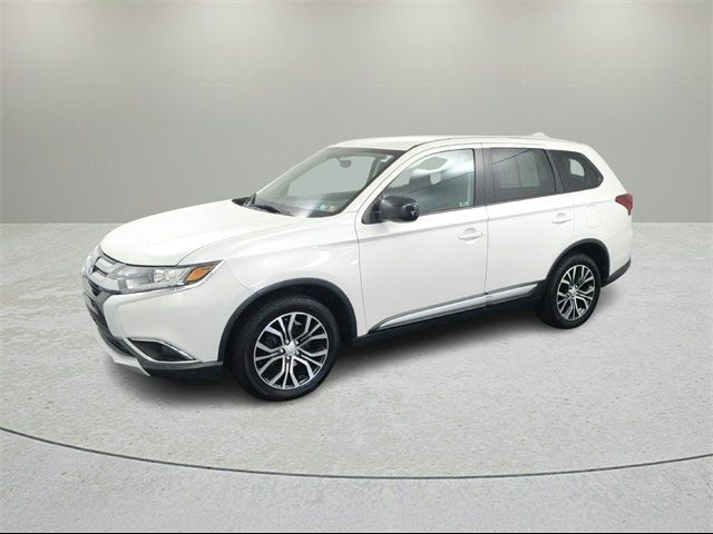 2018 Mitsubishi Outlander ES