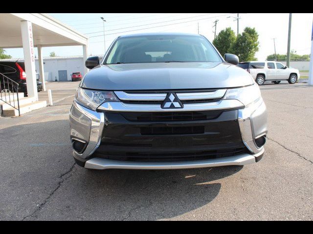 2018 Mitsubishi Outlander ES