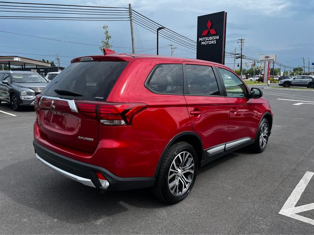 2018 Mitsubishi Outlander ES