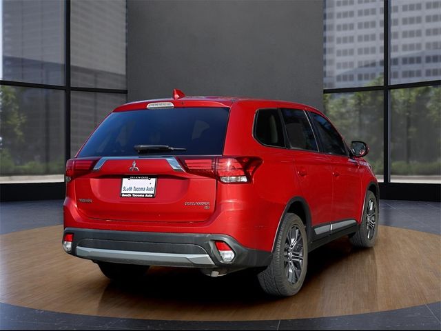 2018 Mitsubishi Outlander ES