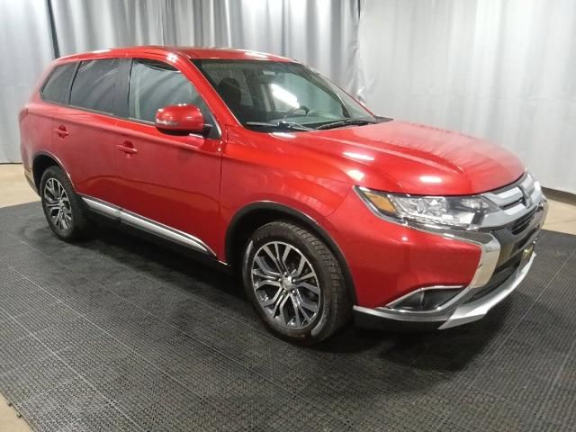 2018 Mitsubishi Outlander ES