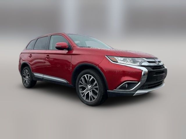 2018 Mitsubishi Outlander SE