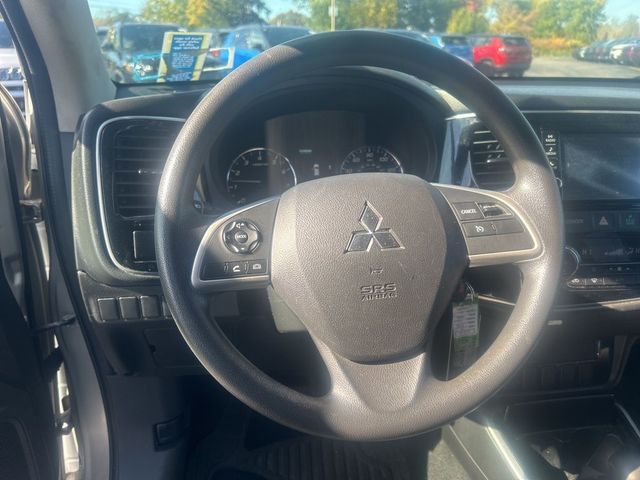 2018 Mitsubishi Outlander ES