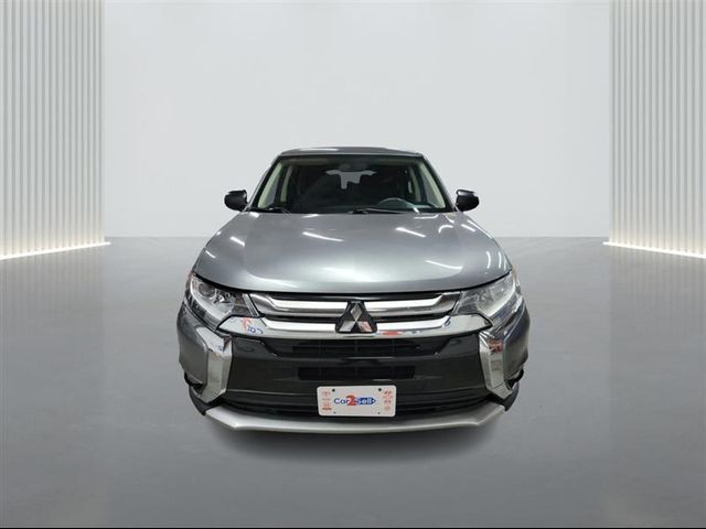 2018 Mitsubishi Outlander ES