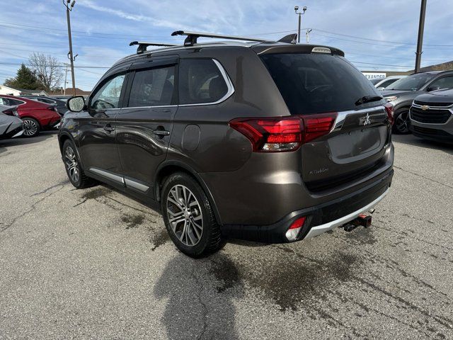 2018 Mitsubishi Outlander ES