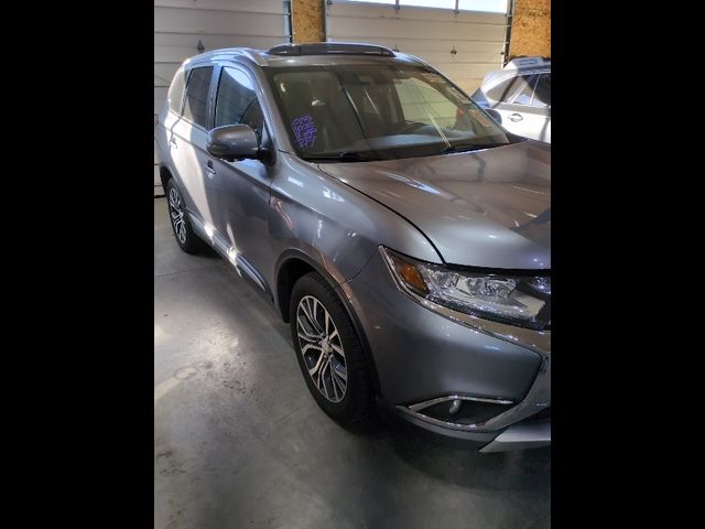 2018 Mitsubishi Outlander ES