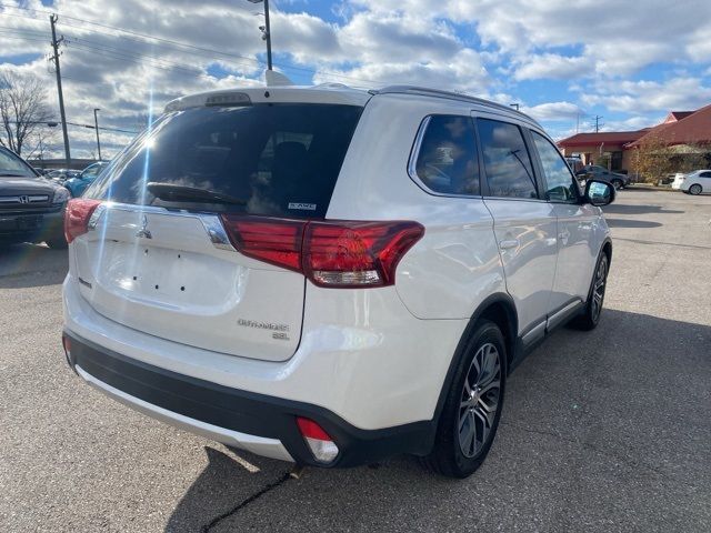 2018 Mitsubishi Outlander ES