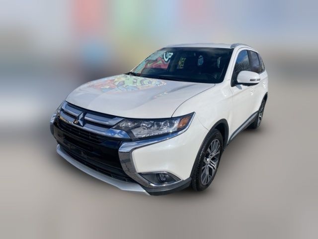 2018 Mitsubishi Outlander ES