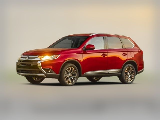 2018 Mitsubishi Outlander ES