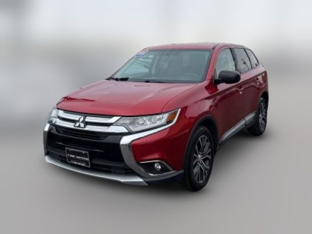 2018 Mitsubishi Outlander ES