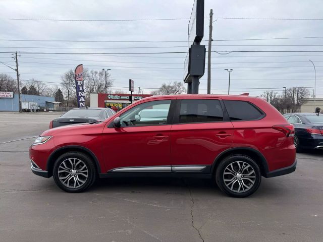 2018 Mitsubishi Outlander ES