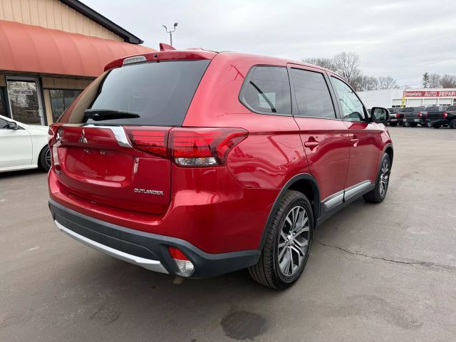 2018 Mitsubishi Outlander ES