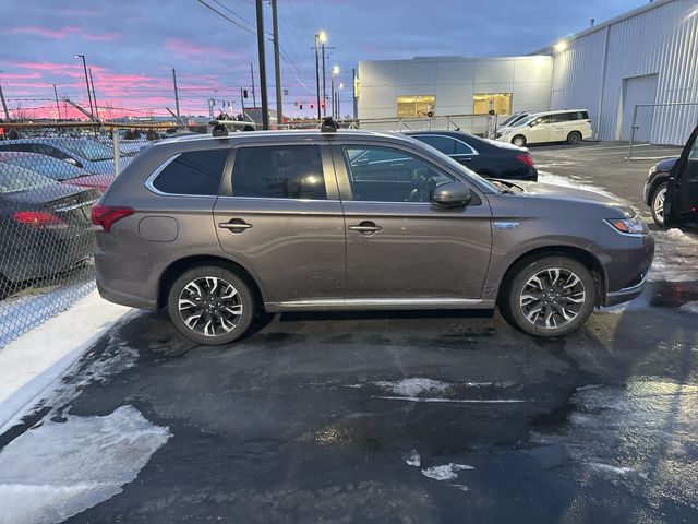 2018 Mitsubishi Outlander PHEV GT