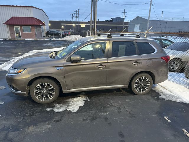 2018 Mitsubishi Outlander PHEV GT