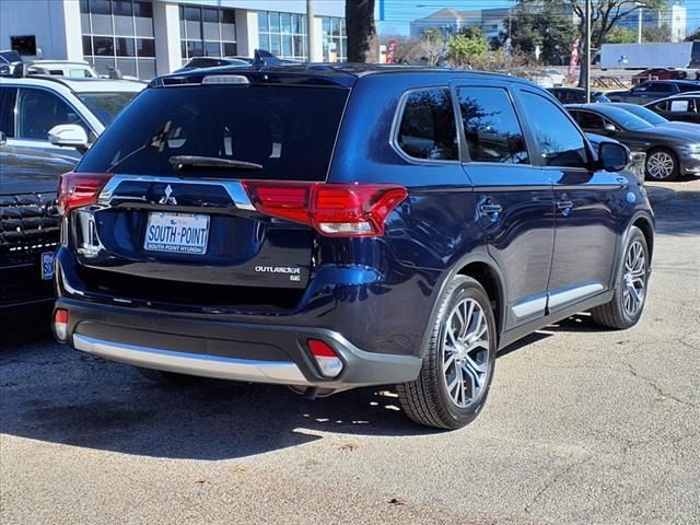 2018 Mitsubishi Outlander LE