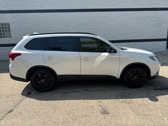 2018 Mitsubishi Outlander LE