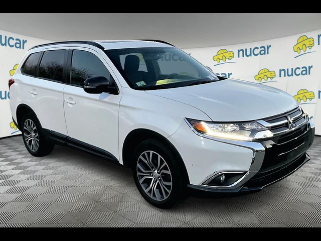 2018 Mitsubishi Outlander LE