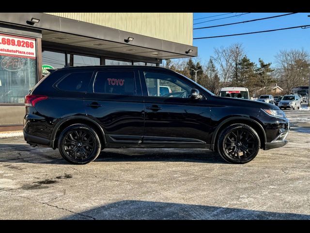 2018 Mitsubishi Outlander LE