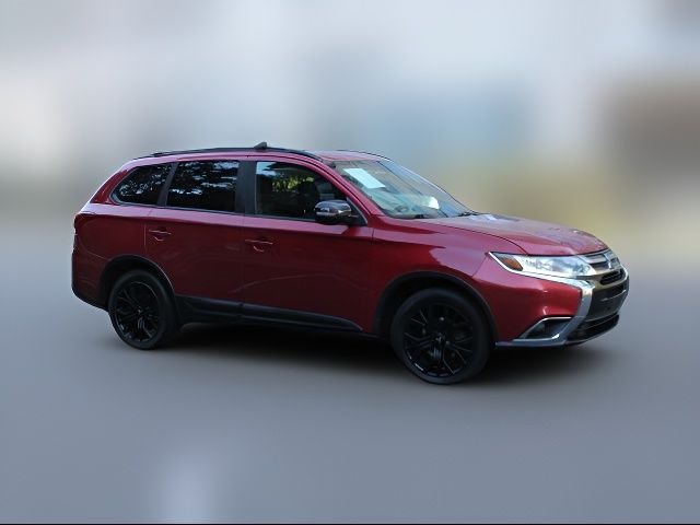 2018 Mitsubishi Outlander LE