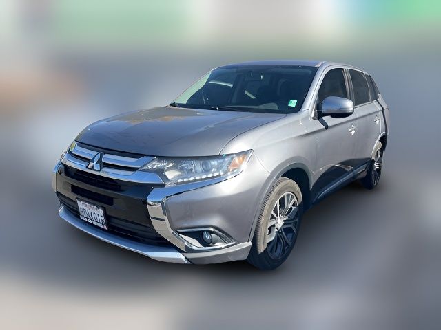 2018 Mitsubishi Outlander SE