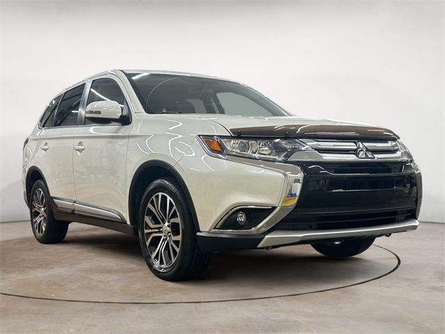 2018 Mitsubishi Outlander SE