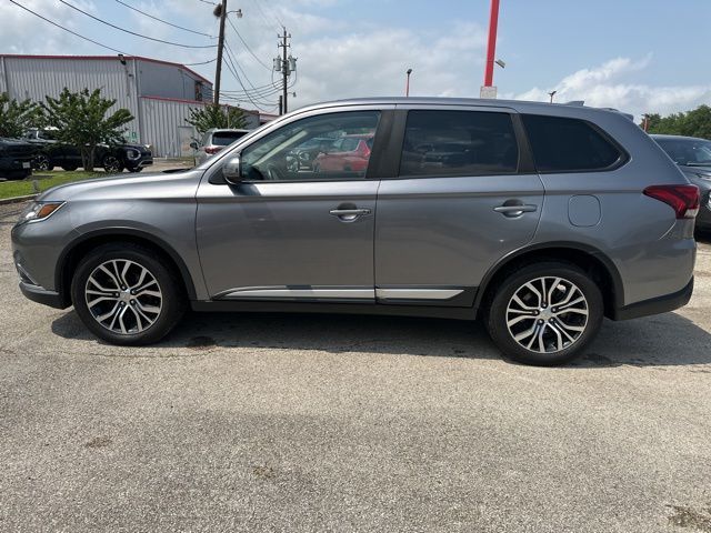 2018 Mitsubishi Outlander SE